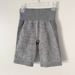 Gymshark Size XS Gray Charcoal Marl Flex Shorts Workout 7.5" Inseam